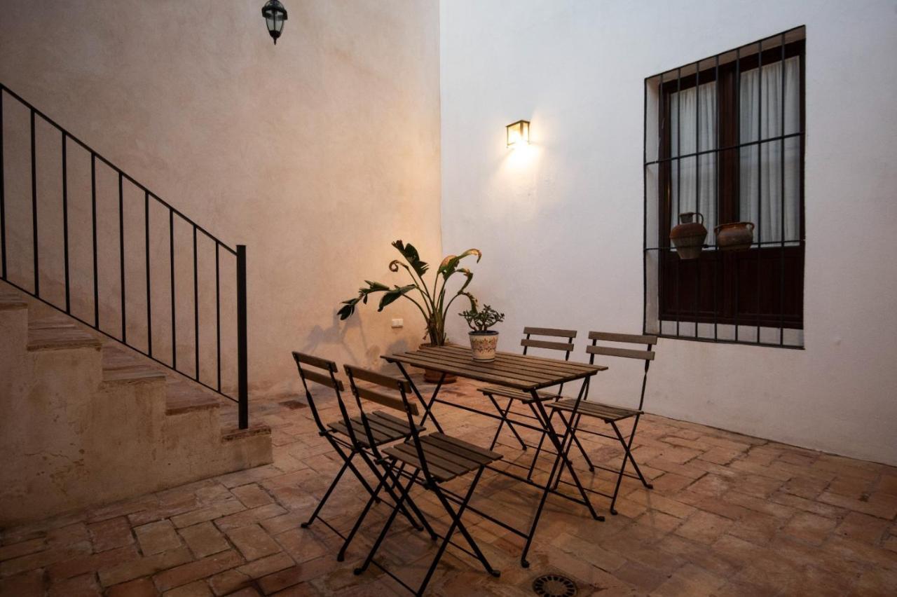 Apartamento La Casa Del Santo Carmona  Ngoại thất bức ảnh